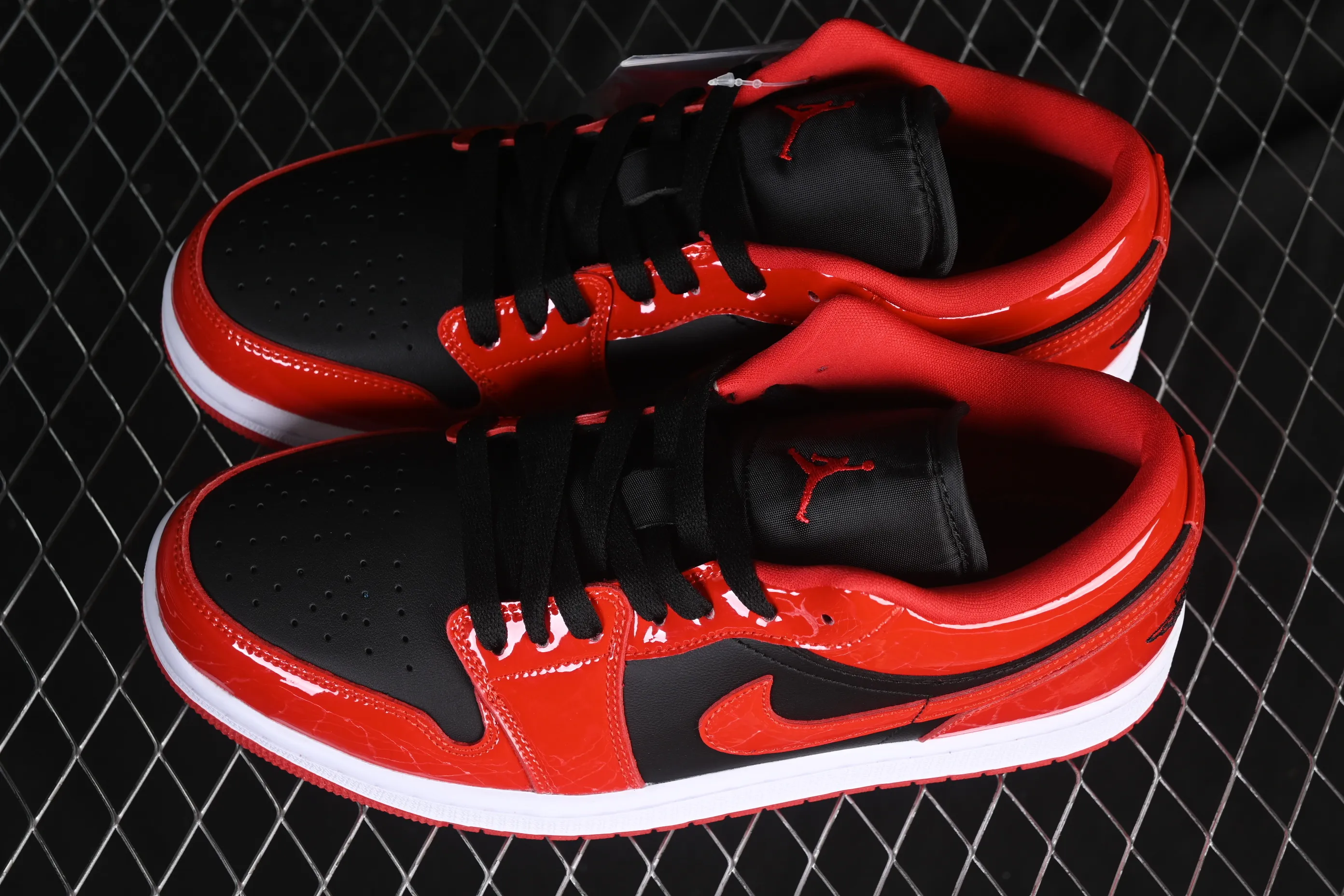 All categories Air Jordan Jordan series basketball shoes Air Jordan 1 Low Air Jordan 1 Low AJ1 Joe 1 patent leather black and red low-top cultural casual sneakers HV4089-006